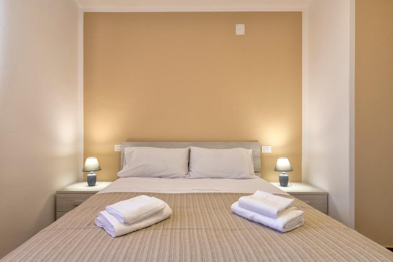 Vico Rooms 萨萨里 外观 照片
