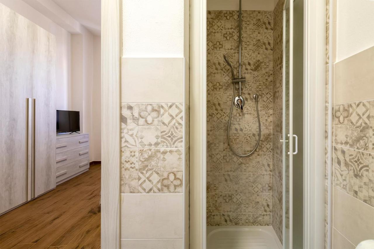 Vico Rooms 萨萨里 外观 照片