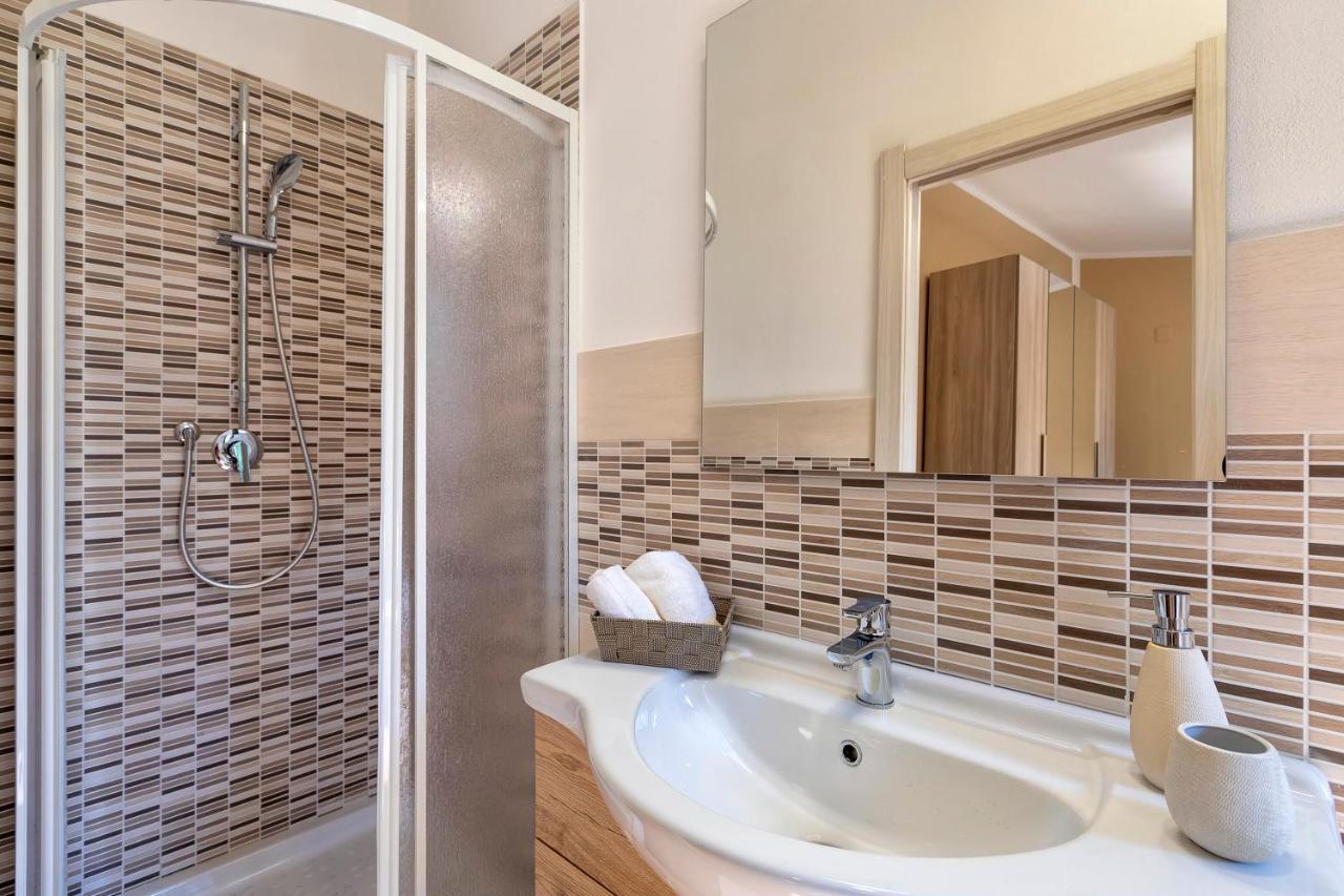 Vico Rooms 萨萨里 外观 照片