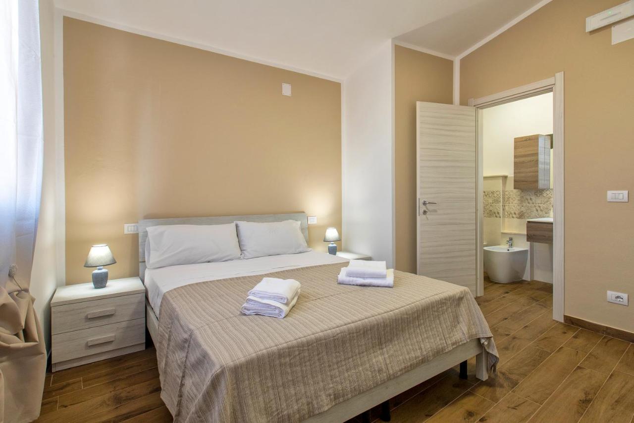 Vico Rooms 萨萨里 外观 照片