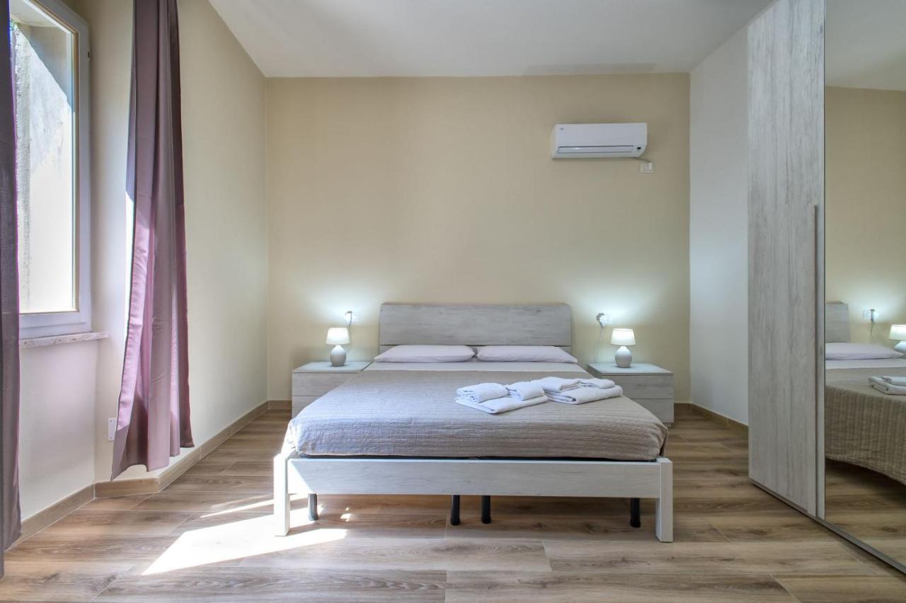 Vico Rooms 萨萨里 外观 照片