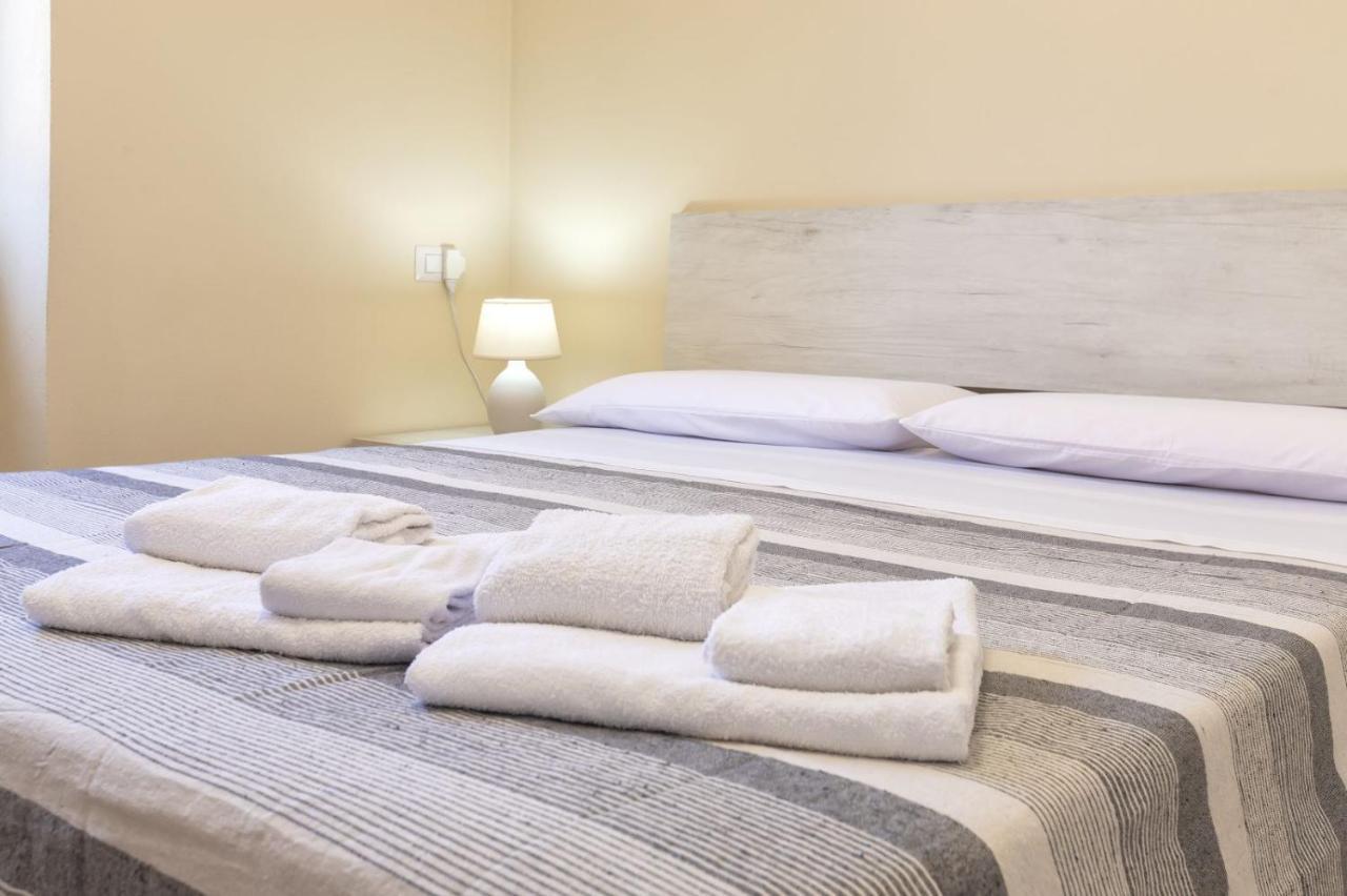 Vico Rooms 萨萨里 外观 照片