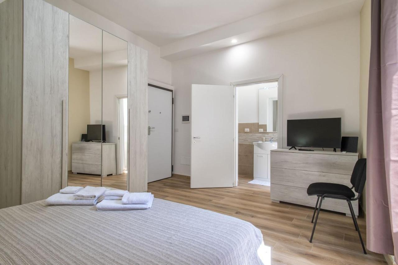 Vico Rooms 萨萨里 外观 照片