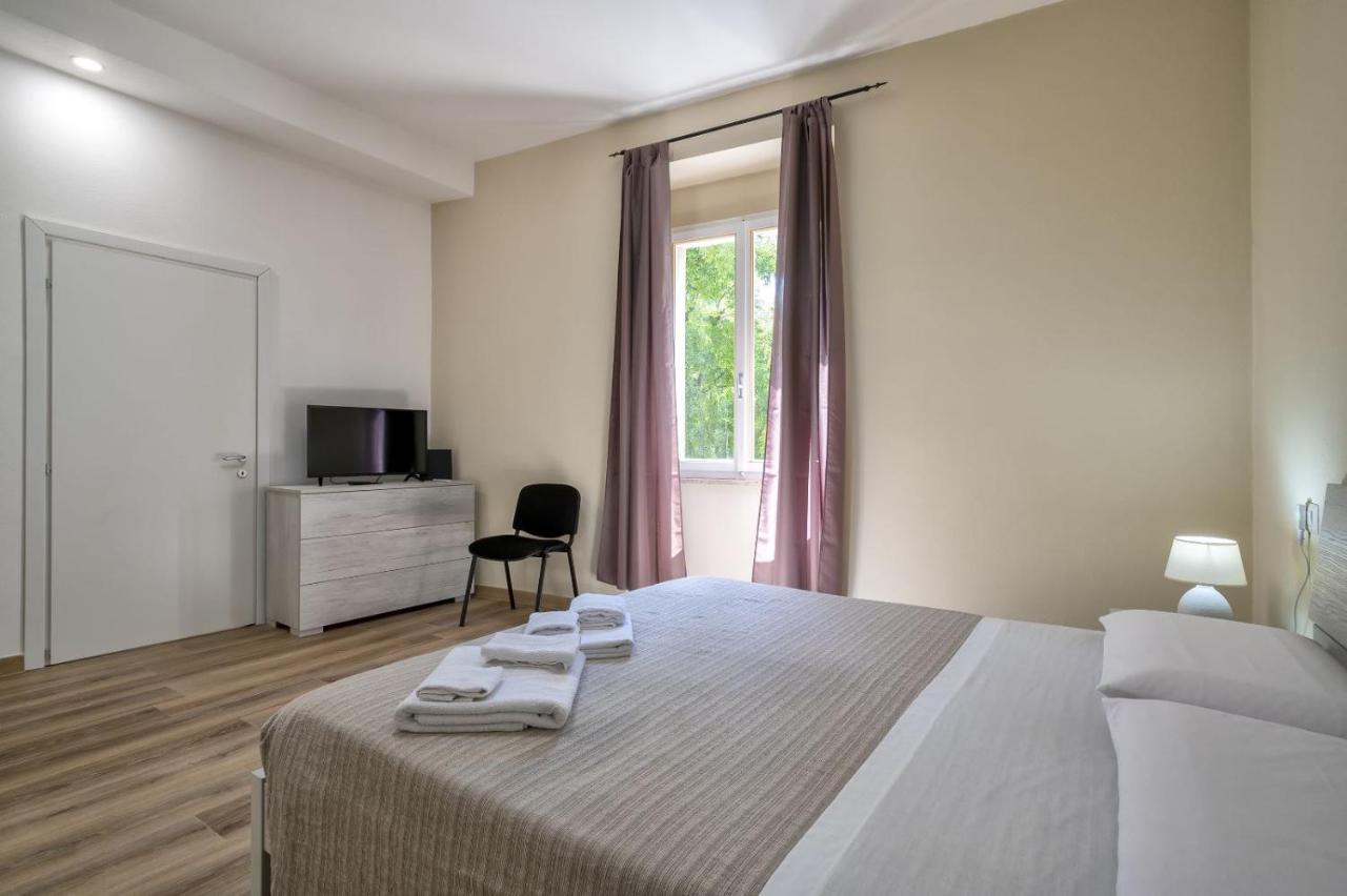 Vico Rooms 萨萨里 外观 照片