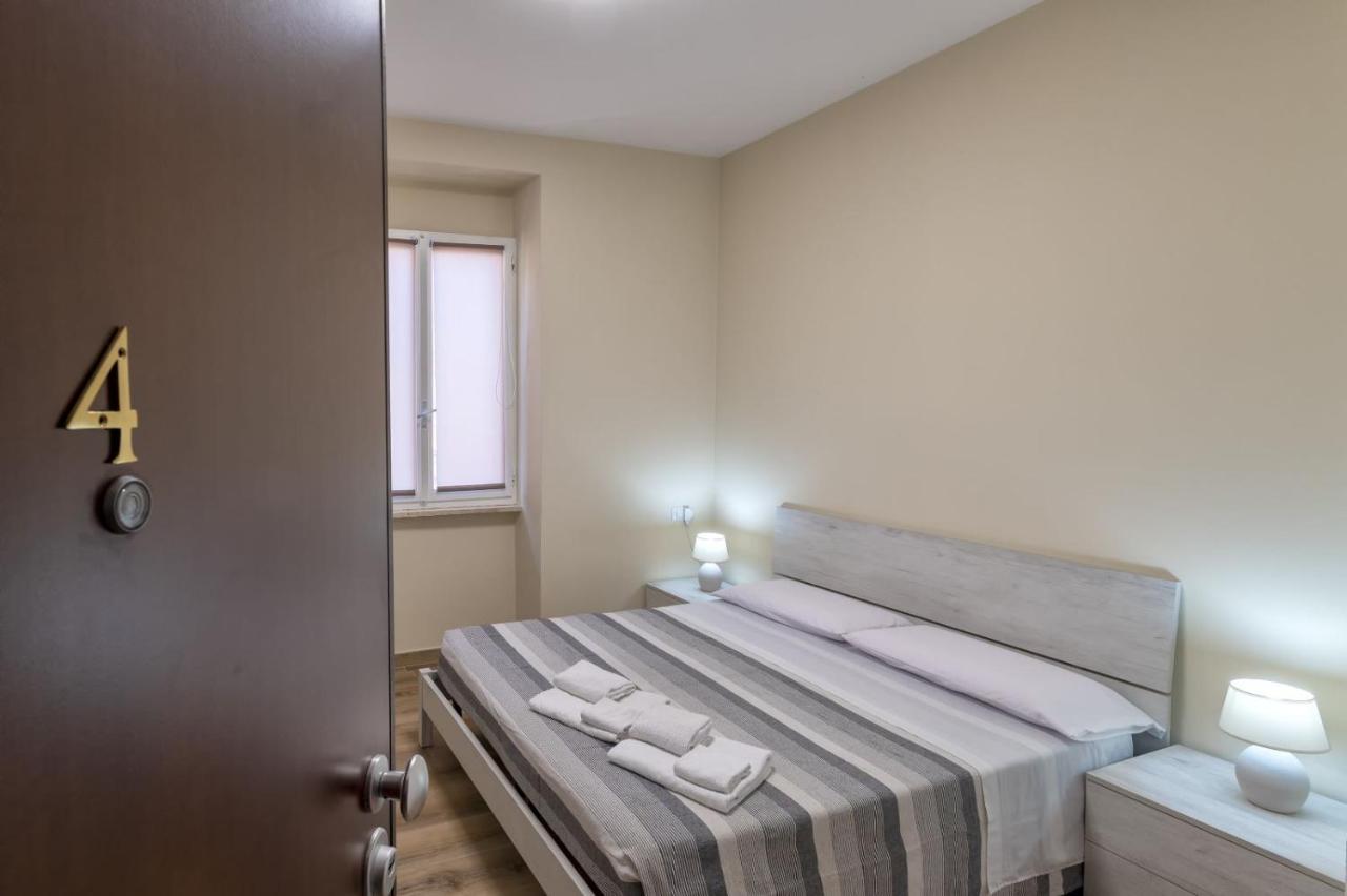 Vico Rooms 萨萨里 外观 照片