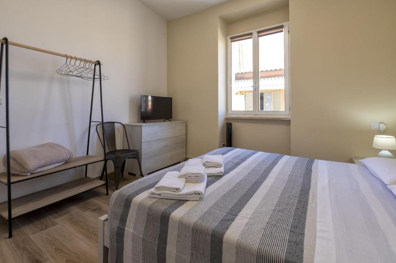 Vico Rooms 萨萨里 外观 照片
