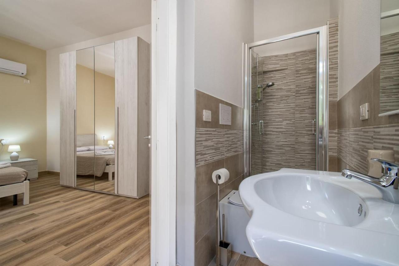 Vico Rooms 萨萨里 外观 照片