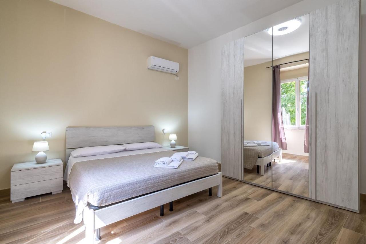Vico Rooms 萨萨里 外观 照片